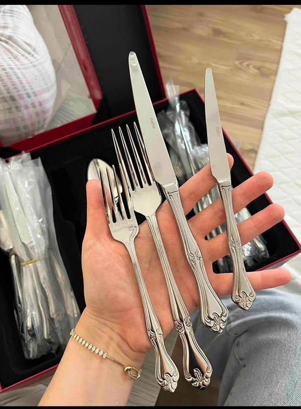 سرویس قاشق و چنگال 89پارچه۱۲ نفر استیل مدل لاله زار نهییرترکیه