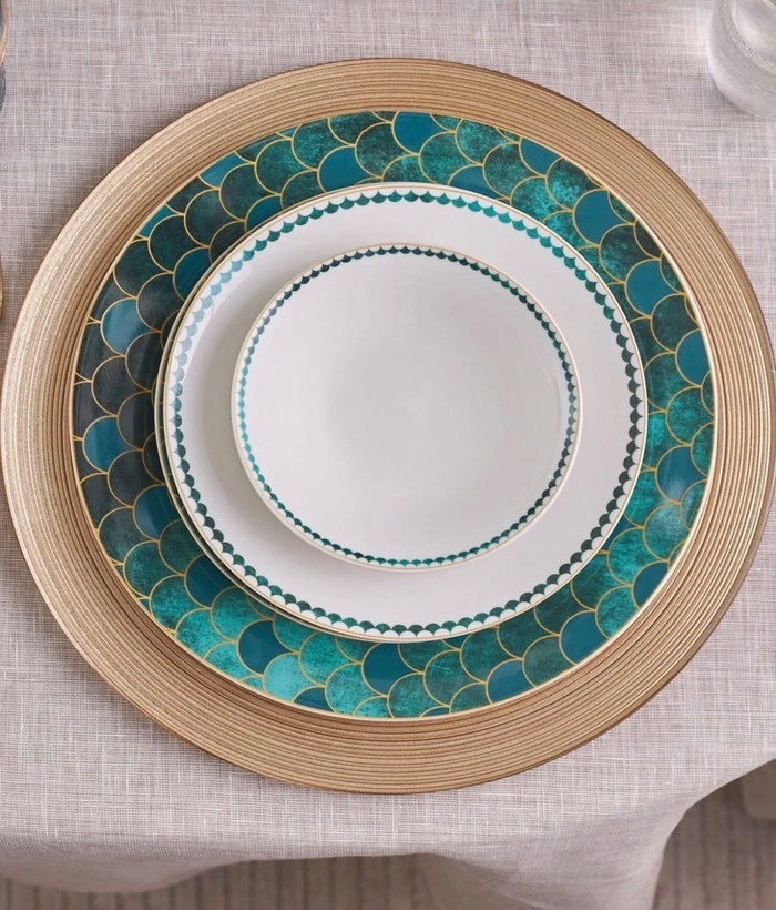 سرویس غذاخوری چینی 24پارچه 6نفر مدل سبز سلطنتی کاراجاترکیه